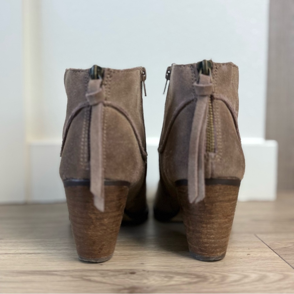 Steve‎ Madden Taupe Milaan Leather Suede Heeled Ankle Bootie - Picture 7 of 11